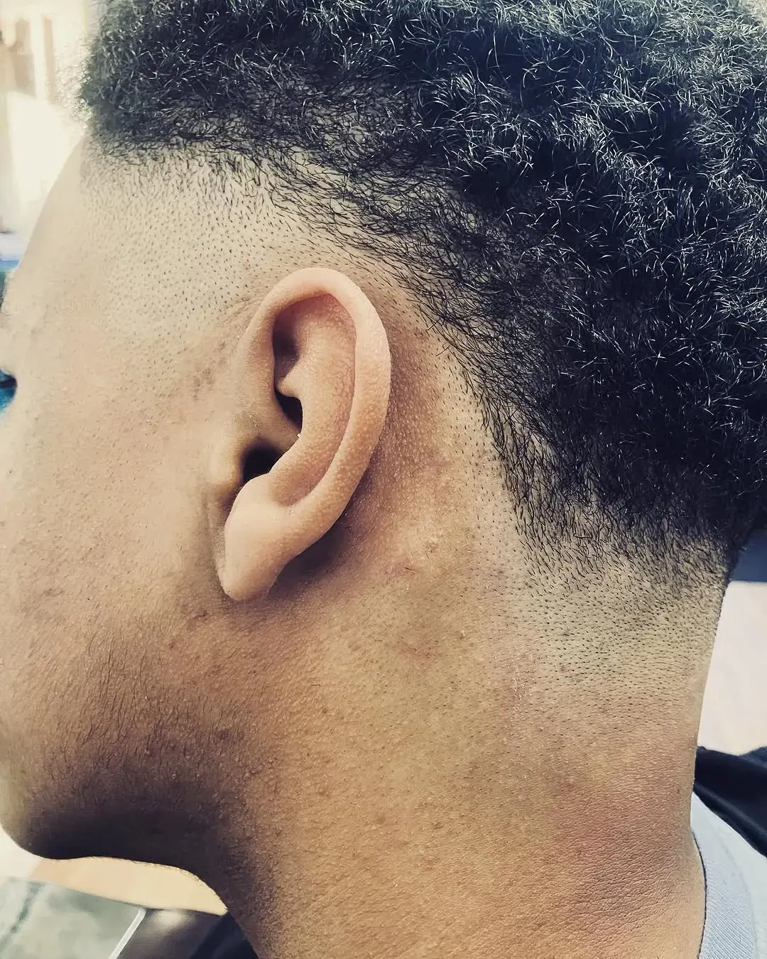 Coupe homme réalisée au salon
