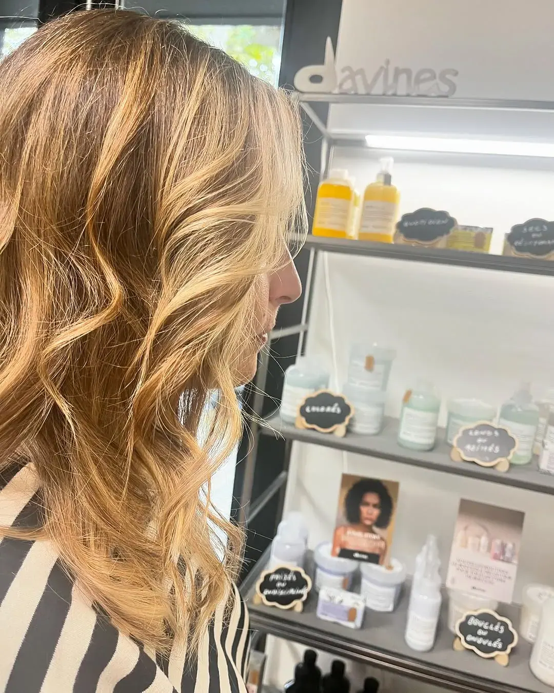 Coupe et coiffage réalisés au salon